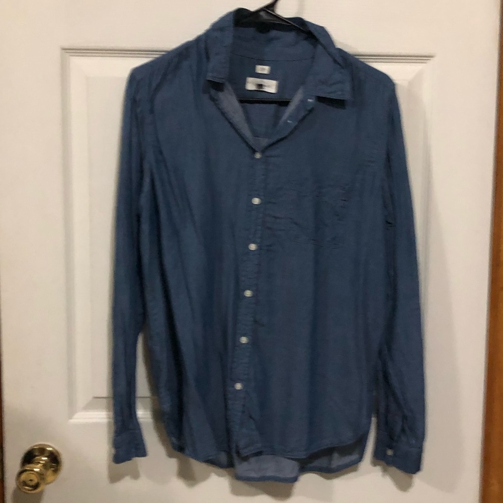 Loft softened chambray blouse M